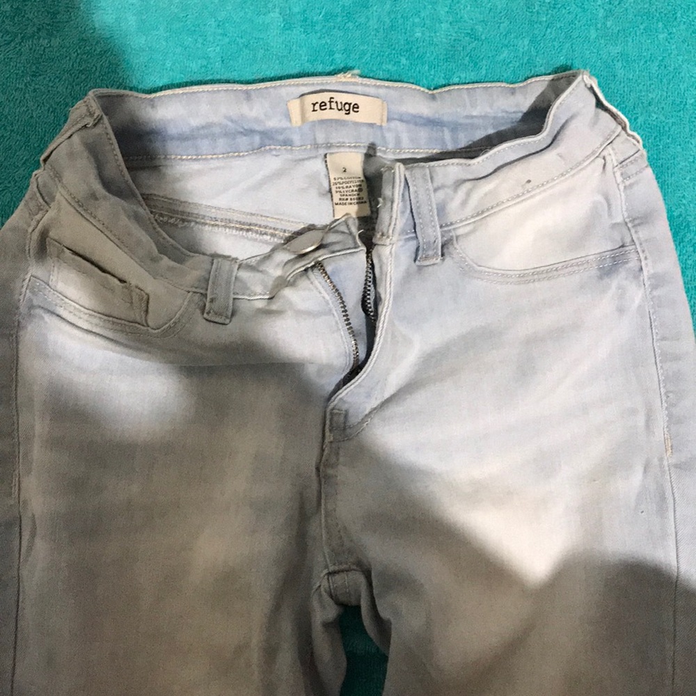 Light wash jeans